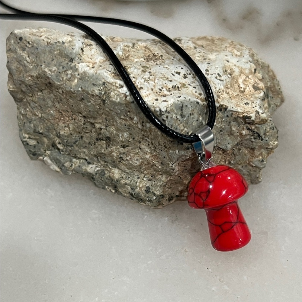 Red Howlite Mushroom Pendant Necklace